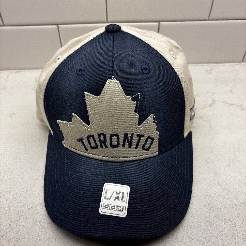 NEW: CCM Kids Toronto Maple Leafs Retro Hat size L/XL